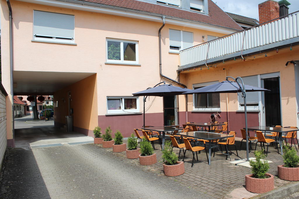 Hotel-Zahringerstube Neuenburg am Rhein Exterior foto